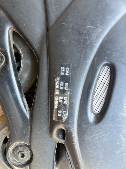 Role Rollerblade 27.5cm  250 ron