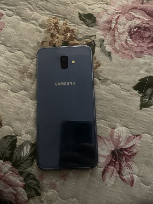 Samsung j6 plus.
