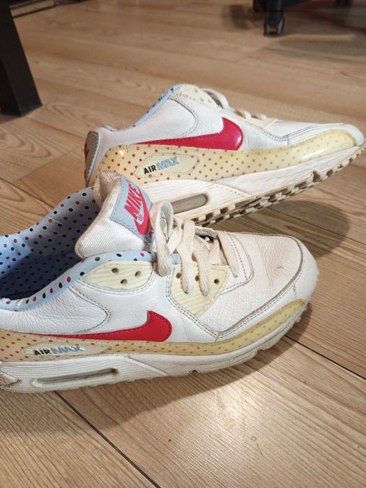 Nike дамски маратонки , Nike mickey mouse 38.5