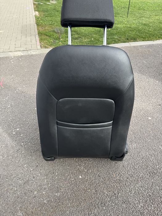 Седалки за Шкода Октавия 3