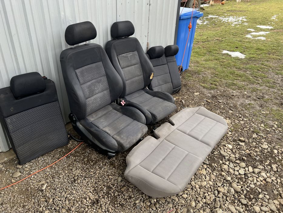 Vand scaune sport audi a4b5 cu incalzire