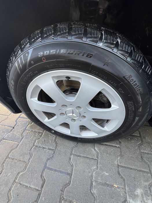 Merceses Benz E220 CDI