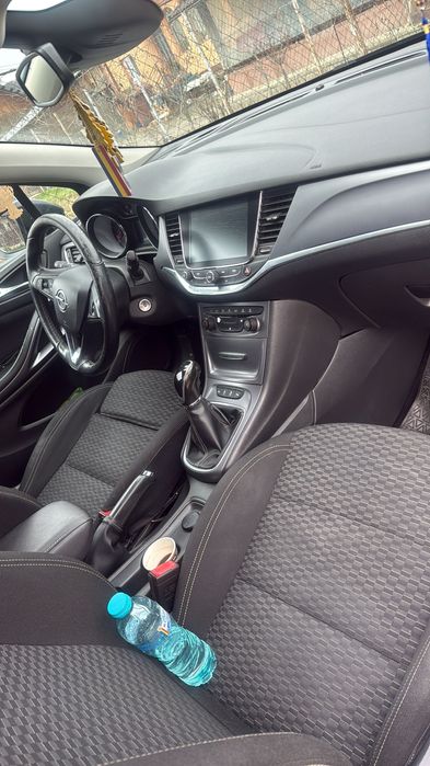 Mașina  Opel Astra 2016 noiembrie prima înmatriculare!