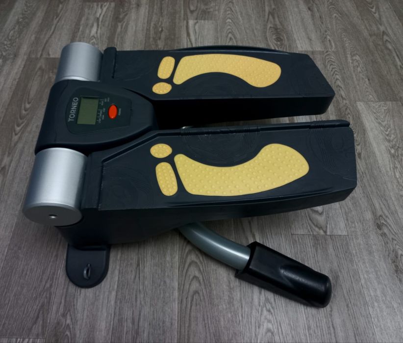 Продам степпер Torneo Twister.