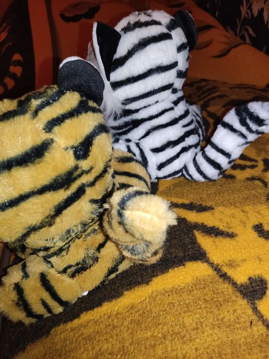 Подарок детям,мягкие игрушки-тигры