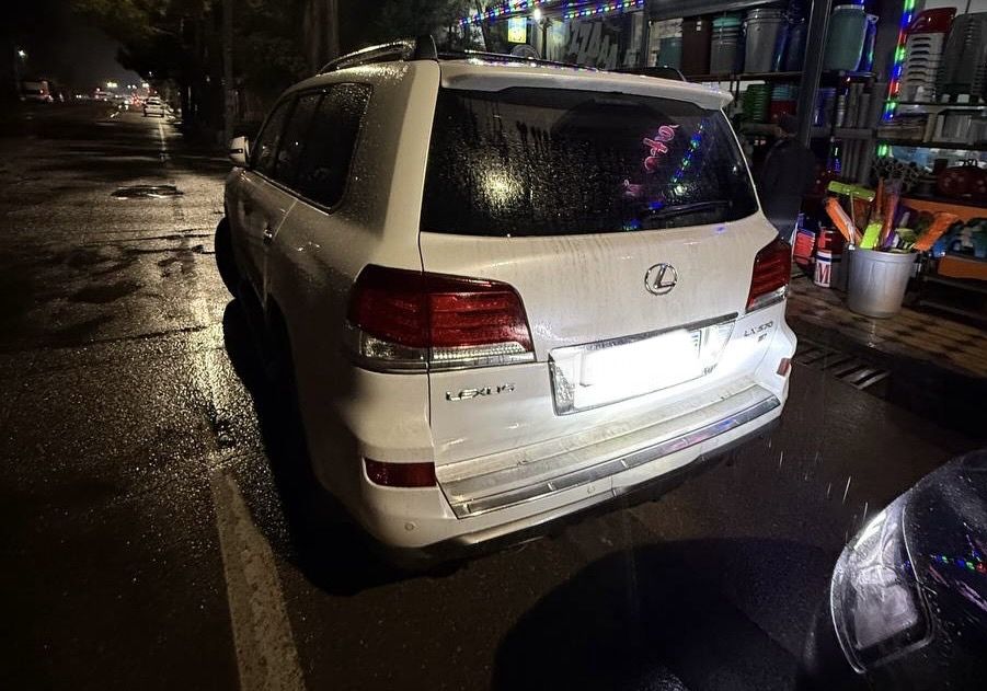 Продаётся Lexus LX570 в идеальном состоянии