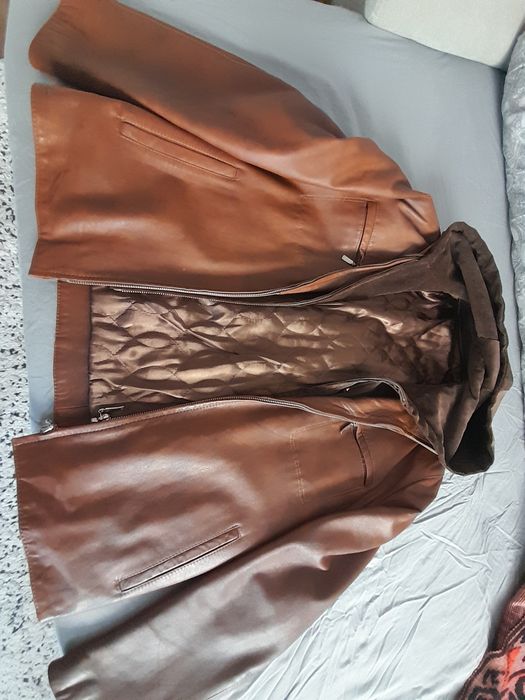 Geaca barbateasca din piele naturala marimea 52.