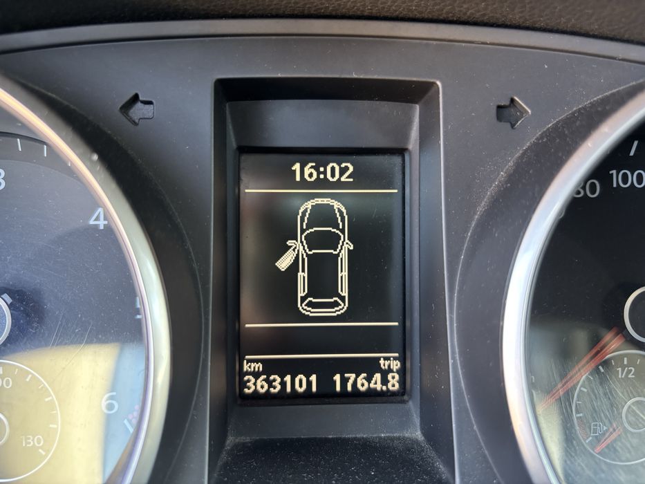 VOLKSWAGEN Golf 2010 — imagine 5