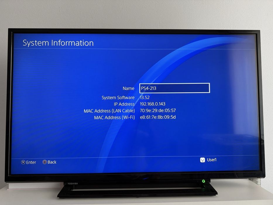Consola Ps4    + 7 jocuri +  1 controller