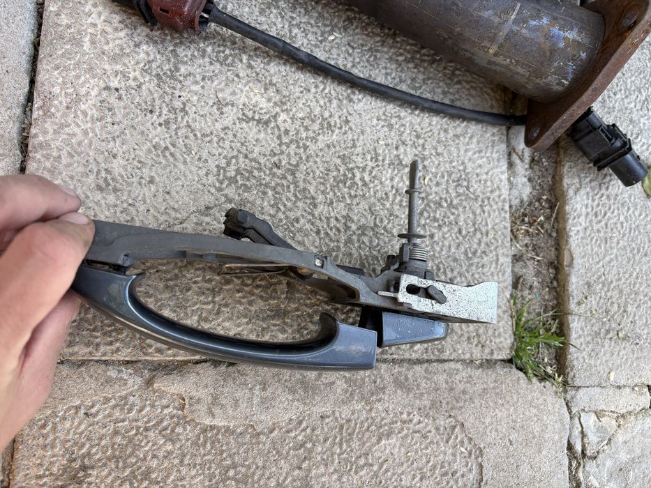 Дръжка с брава нови фолксваген туран/volkswagen touran