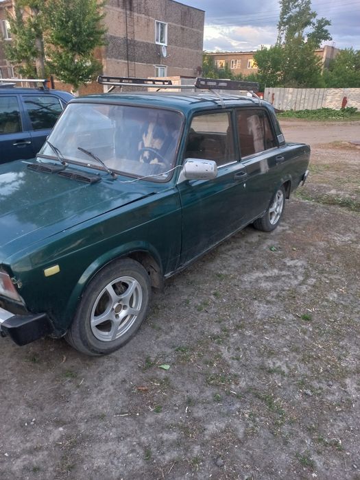 Продам ваз 2105 год 1995