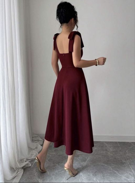 Rochie midi vișinie