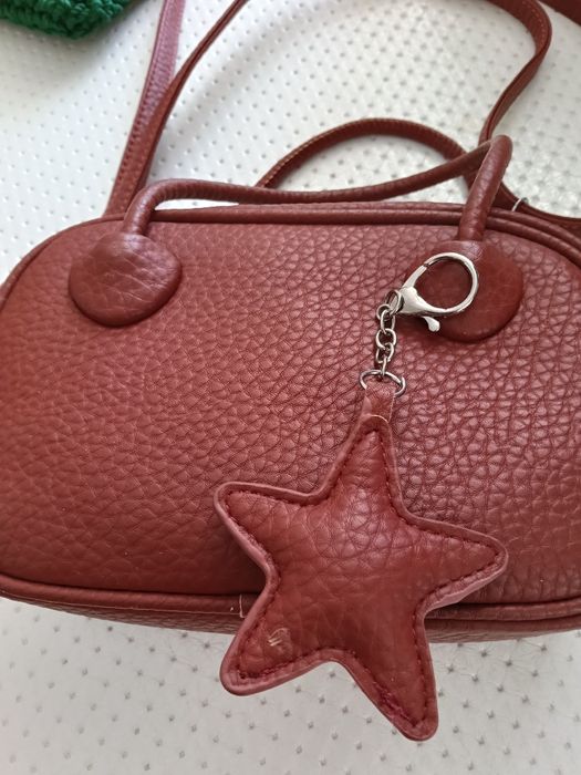 Продам 2 дамские сумочки, новые