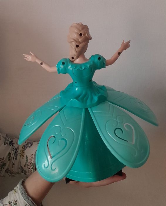 Игрушка Эльза 1500 тг