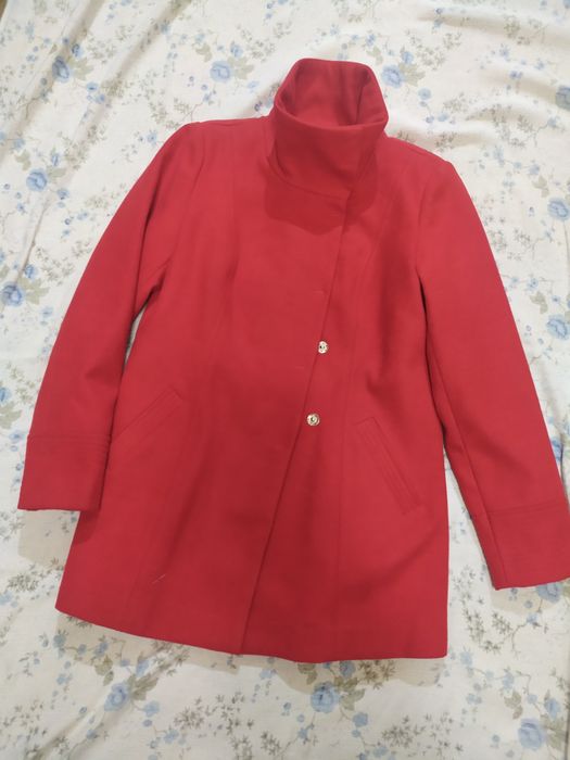 Продаётся кардиган красный