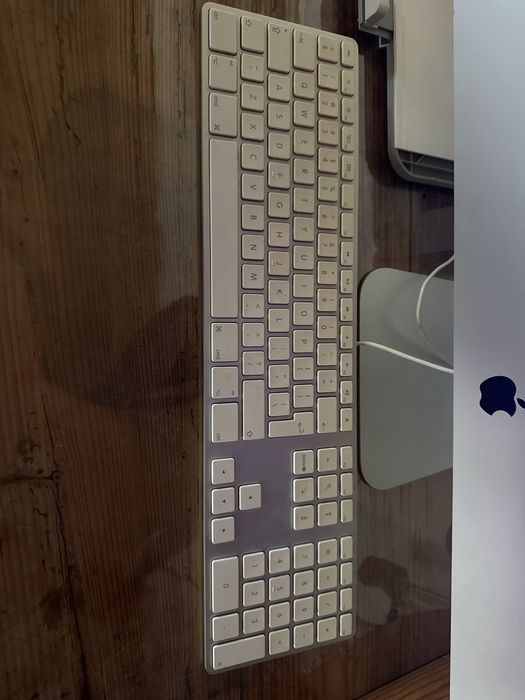 IMac Retina 4K 21.5-inch Late 2015 Orastie • OLX.ro