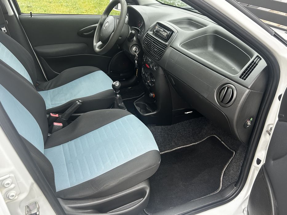 Fiat punto 2008 1.2 benzina euro 4