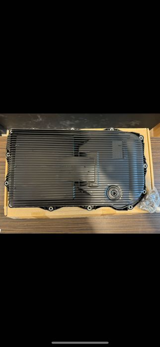 Филтър(картер) за автоматични скорости-БМВ G30 20-23г, оригинален,нов!