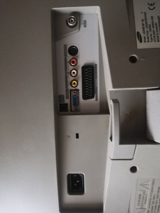 Tv samsung cu telecomanda 150 lei