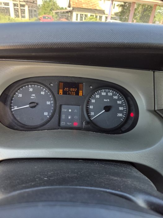 Opel Vivaro 2005 1.9