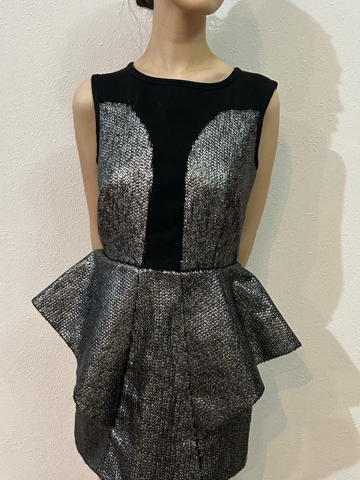 Продаю вечерние платья класса люкс