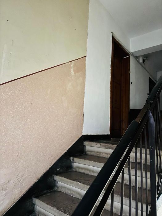 Vând apartament 2 camere, 35 mp – etaj 4 – Brad