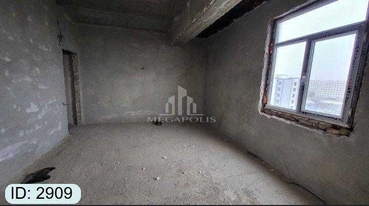 kritiy eski stadion tarafda 2 xonali karobka kvartira sotiladi №2909