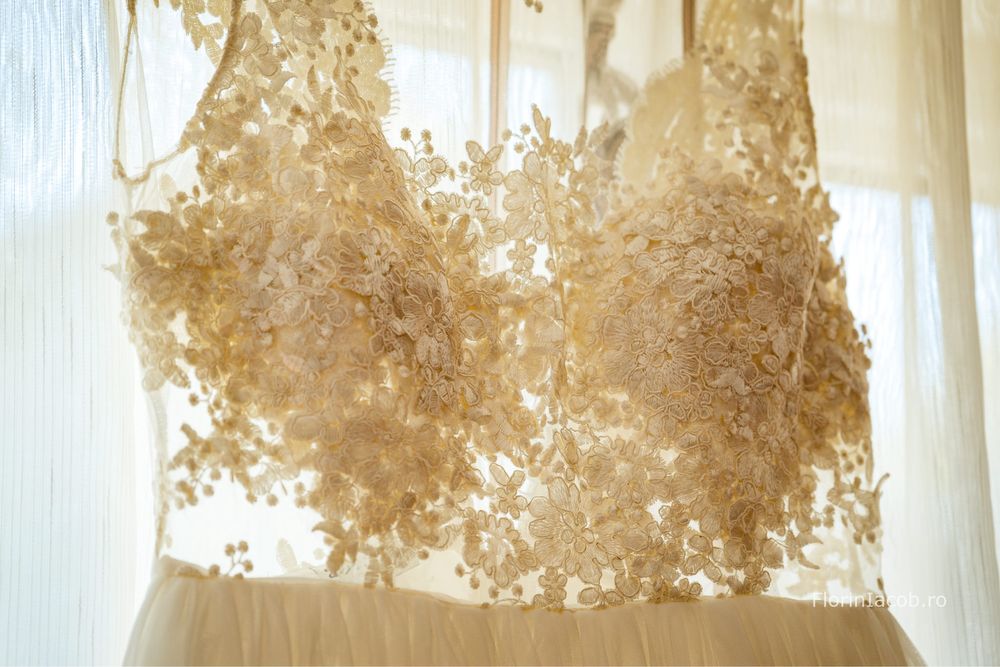 Vand rochie de mireasa