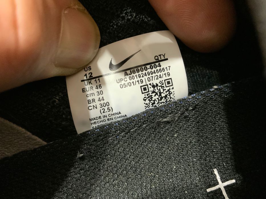 Nike air max-оригинални маратонки 46 размер