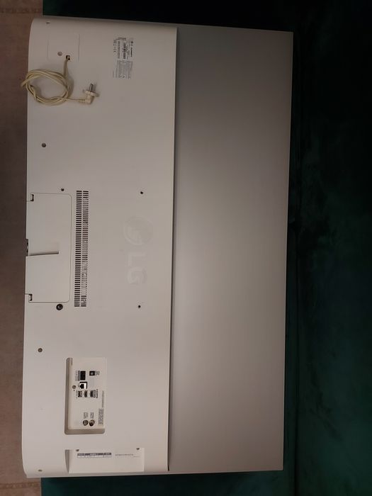 Vand tv LG OLED ecranul este spart
