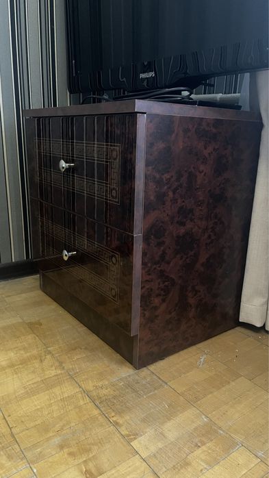 Тумба прикроватная