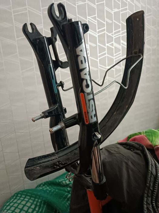 Вилка велосипедная амортизационная 20' (дюймов)