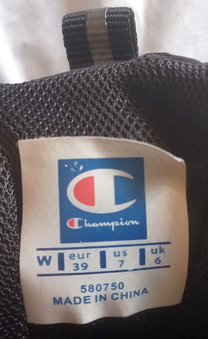 Маратонки Champion. Размер 39
