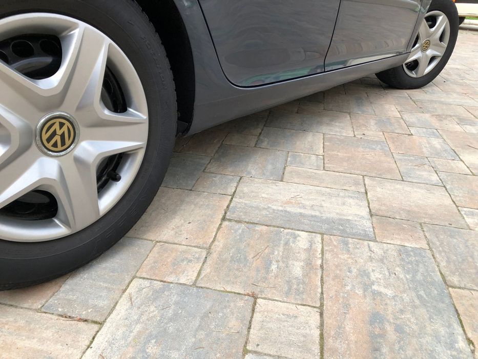 Volkswagen golf 5 1.6 benzina 2007. 190.000 km