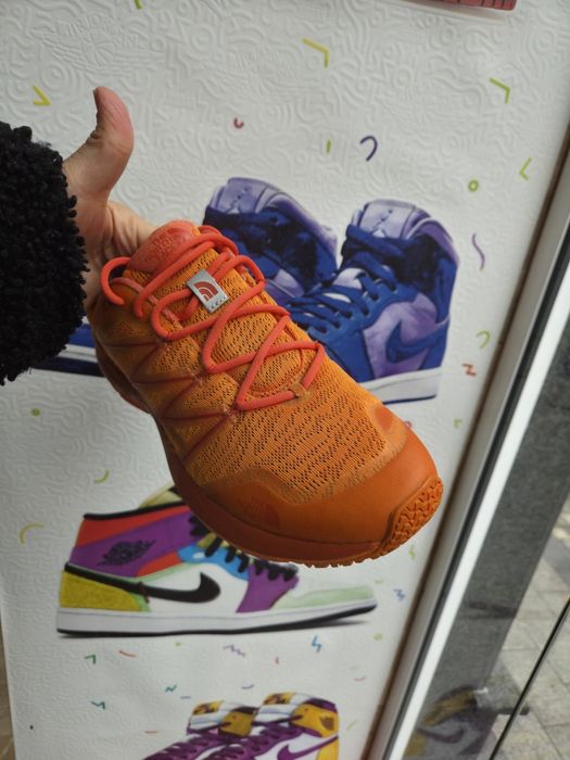 Маратонки норт фейс,Адидас ханбал,ну бсланс