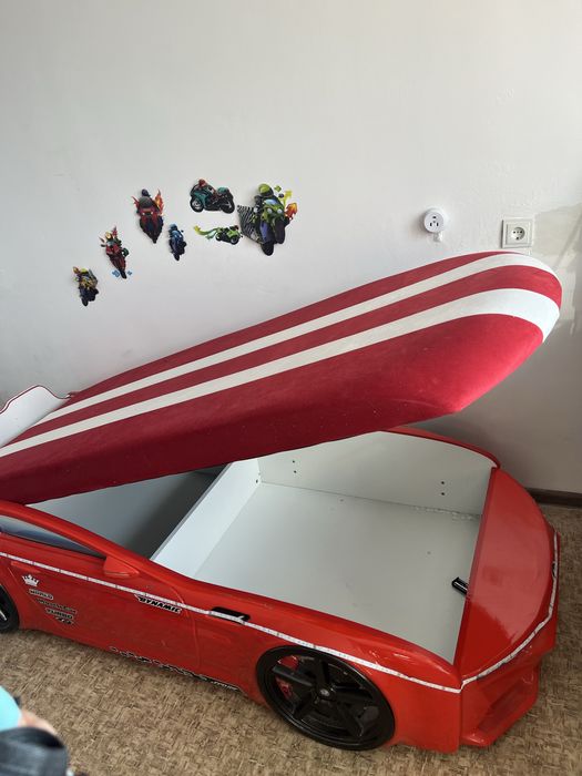 Продам детскую кровать в хорошем состоянии