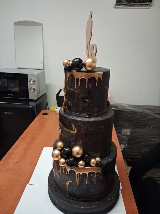 Machetă tort aniversar