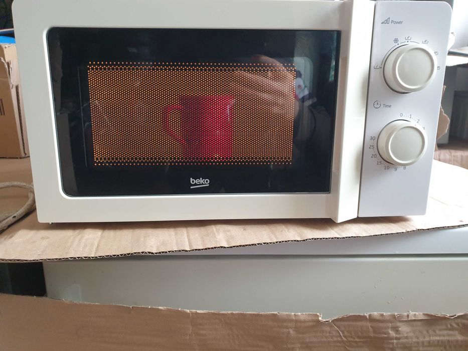 Cuptor cu microunde Beko-import