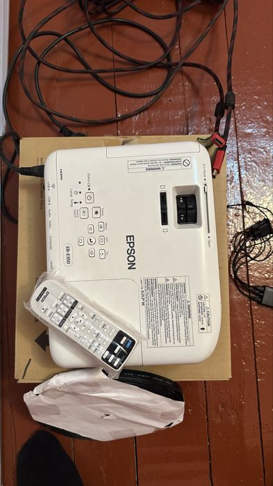 Проектор EPSON EB-E350