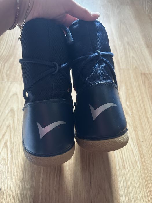 Moon boots interior 18 cm marimea 29/31