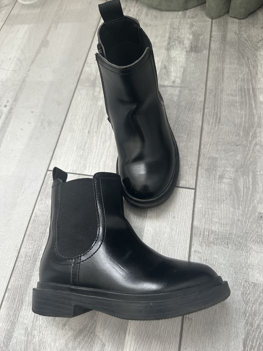 Лот маратонки nike 25 и 26 номер и боти H&M номер 25