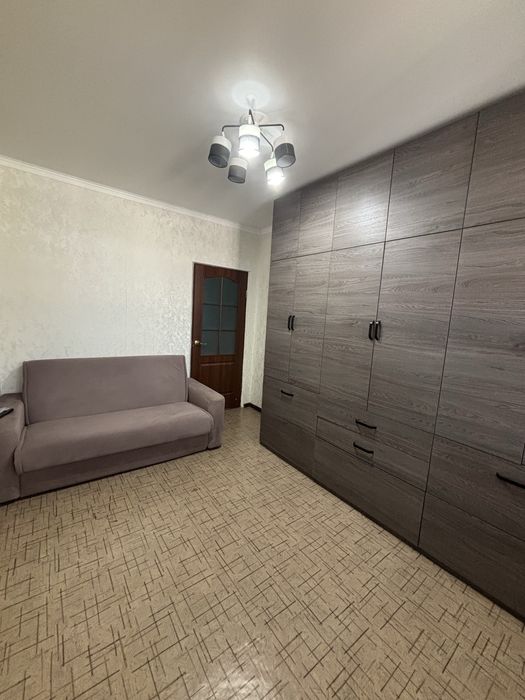 Продам 2к.кв. Нурсити 2мкр.