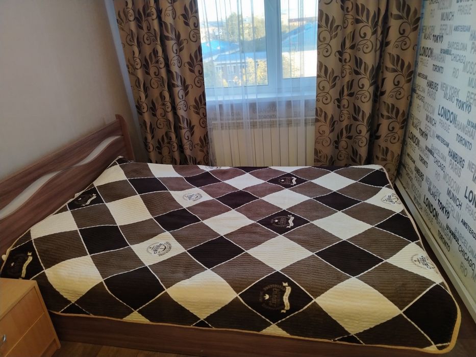 Продам кровать без матраса