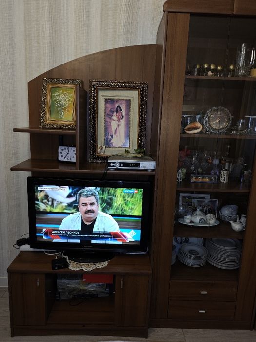 Стенка, гарнитур для зала