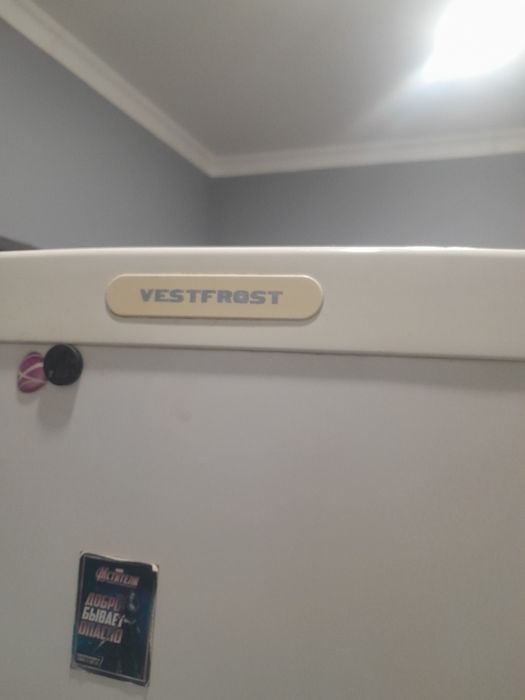 Продам холодильник