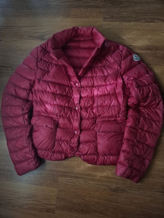 Moncler дамско яке M размер.