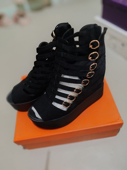 Обувь фабричный Китай