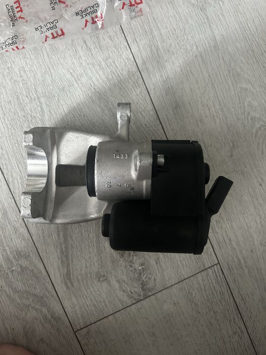 Etrier passat B6 electric dreapta spate