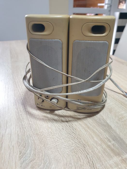 Boxe Laptop pc etc.