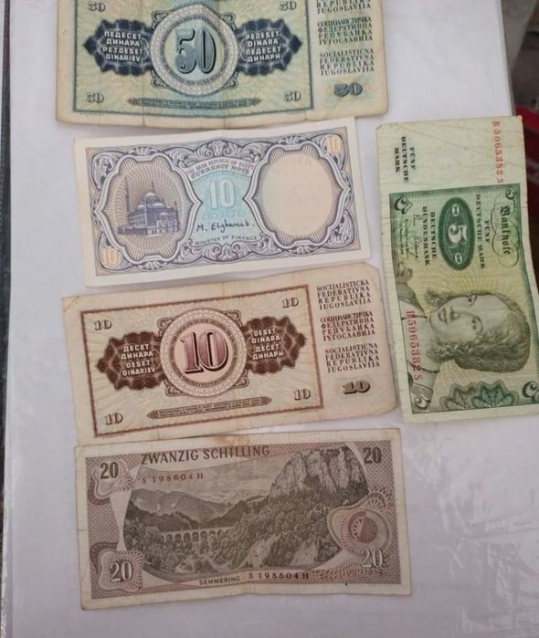 Lot bancnote și monede